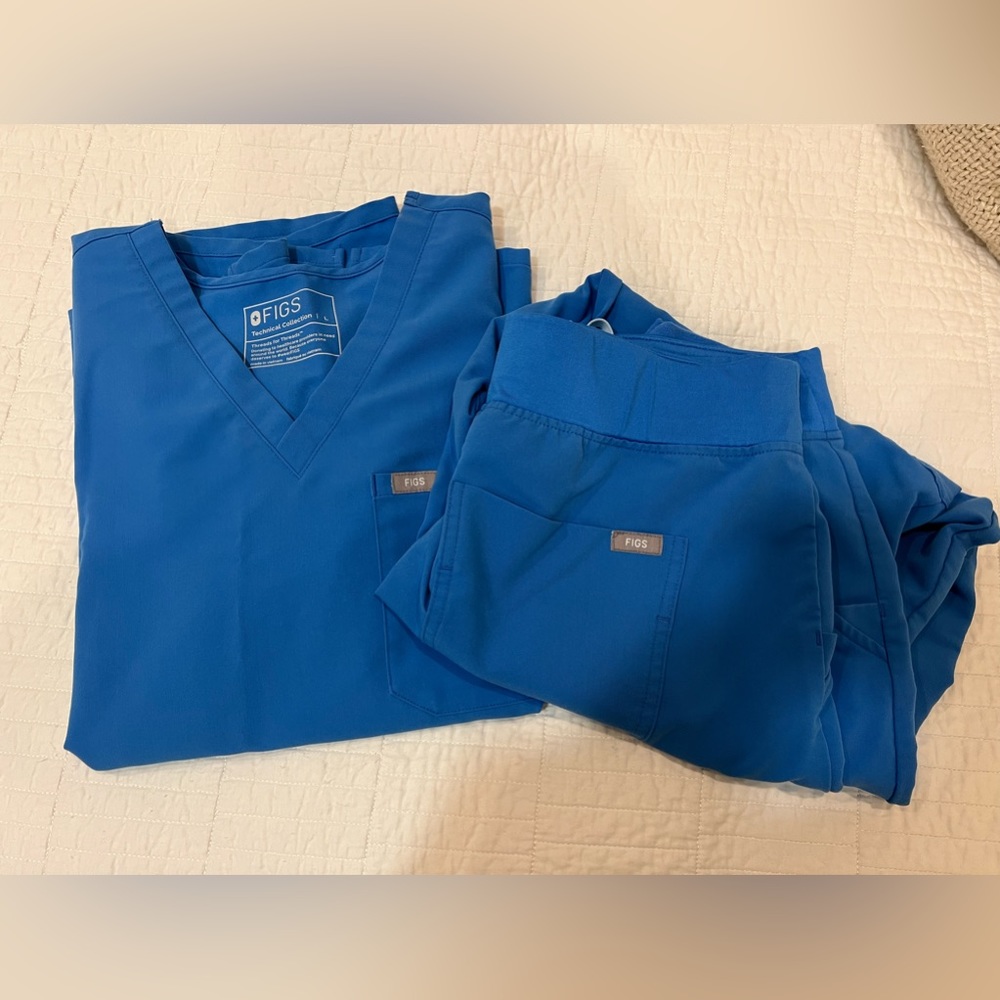 FIGS Capri Blue Zamora High Waisted Jogger Style Scrub Pants